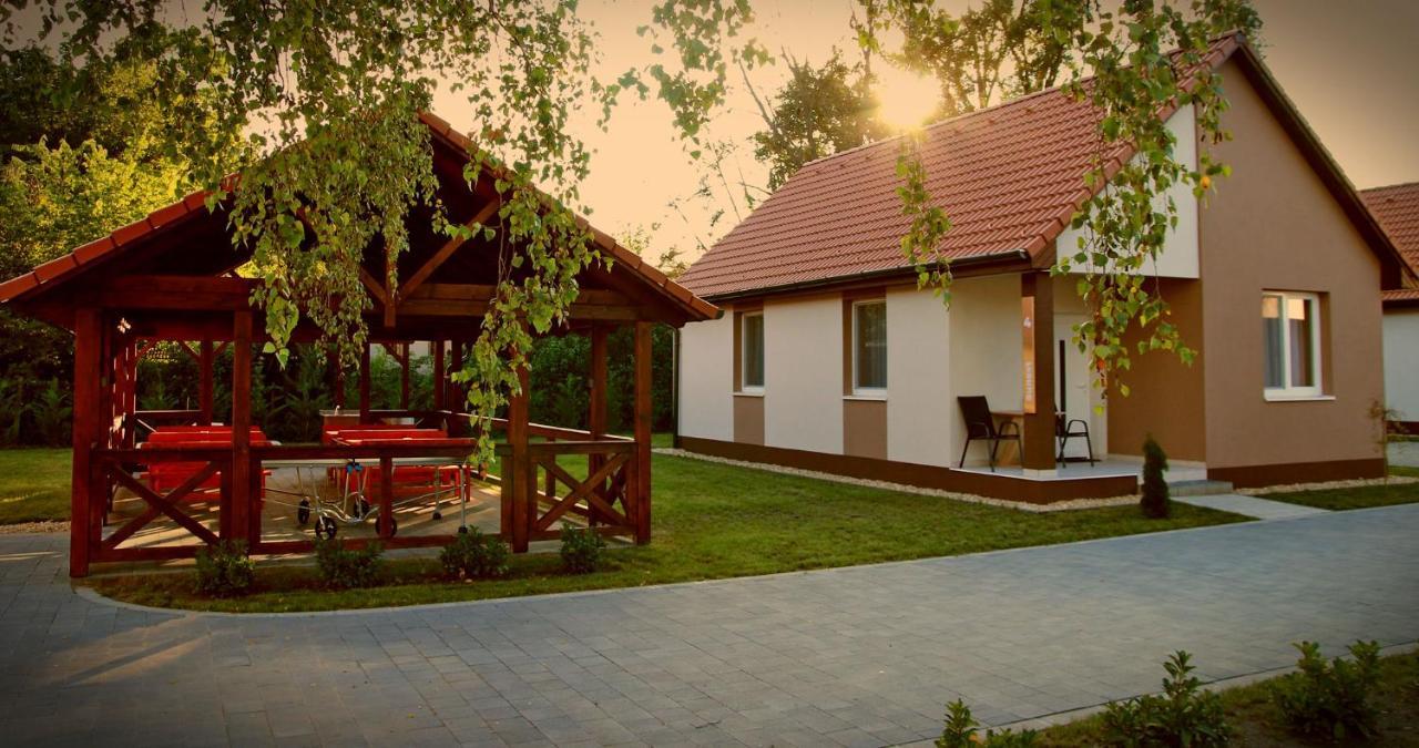 Sunset Bogacs Appartement Buitenkant foto